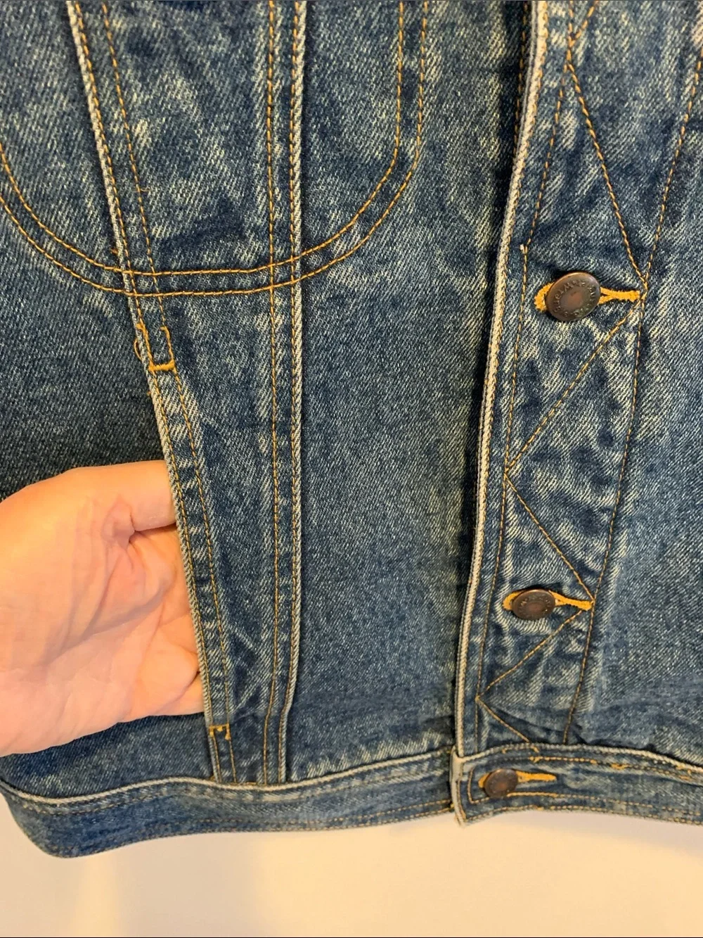 Wrangler Vintage  Blue Denim Vest with Brown Collar